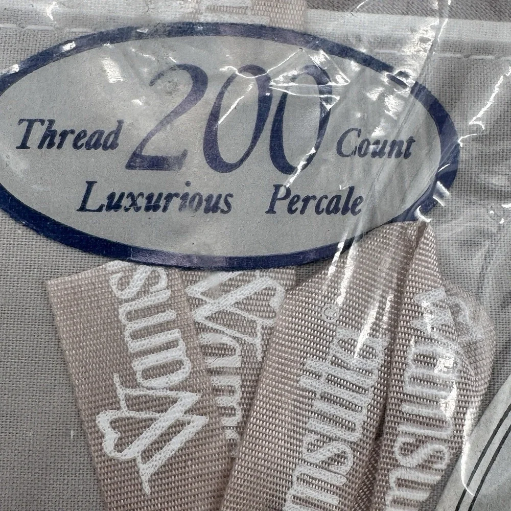 VTG CHRISTIAN DIOR Pillowcase (2) Wamsutta Luxurious Percale Plus Purple Gray